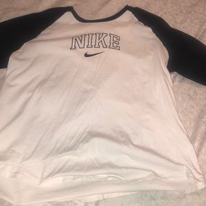 Nike 3/4 length sleeve
